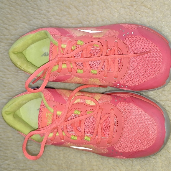 Pink/Salmon Used๐ฃ AVIA Memory Foam Fashion Sneakers Used Flex Sole Color change - Picture 12 of 13